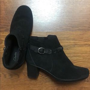 Clark’s bendables booties